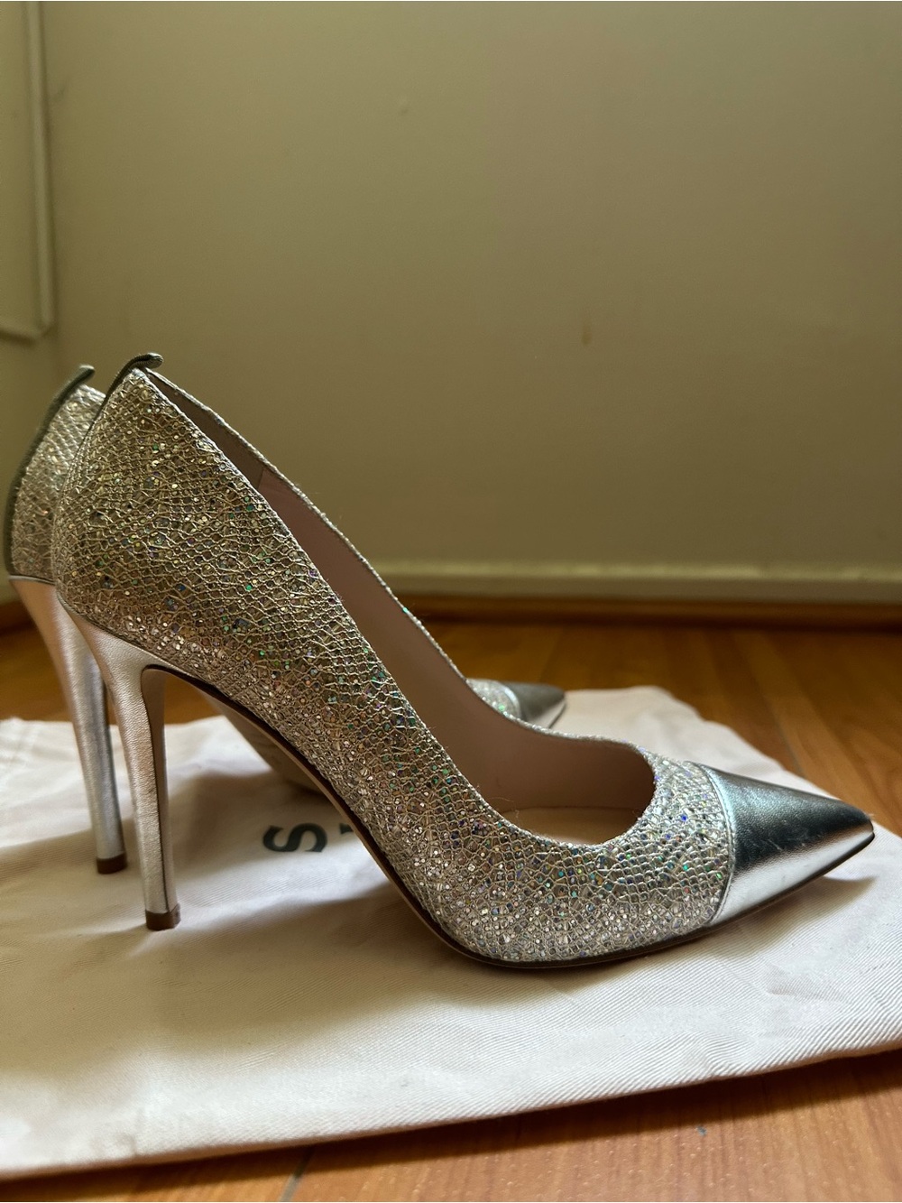 SJP Silver Glitter Pointed-Toe Stiletto Pumps
